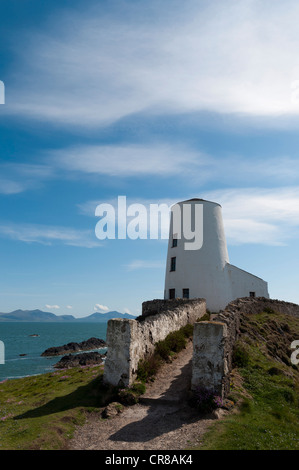 Der alte Leuchtturm Porth Twr-Mawr auf Llanddwyn Insel Anglesey North Wales Stockfoto