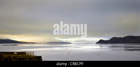 Morgen aus Süd-West über Loch Fyne Creggans Inn, von Strachur, Argyll Stockfoto