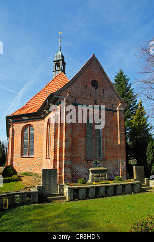 Historische St.-Georgs Kirche und Friedhof in Krummendiek, Wilster Marsch, Unterelbe, Elbe Sümpfe, Kreis Steinburg Stockfoto