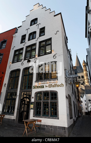 Suenner Im Walfisch, historische Brauerei, Altstadt, Köln, Nordrhein-Westfalen, Deutschland, Europa Stockfoto