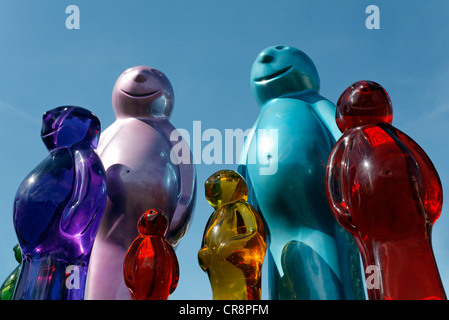 Gummibärchen, bunten transparenten Kunststoff-Figuren, Skulptur von Mauro Peruchetti, Marble Arch, London, England, Vereinigtes Königreich Stockfoto