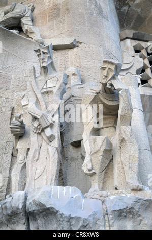 Skulpturen, Leidenschaft Fassade, La Sagrada Familia, Temple Expiatori De La Sagrada Familia, Basilika und Expiatory Kirche von der Stockfoto