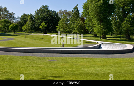 Prinzessin Diana Gedenkbrunnen in Kensington Gardens London England Europa Stockfoto