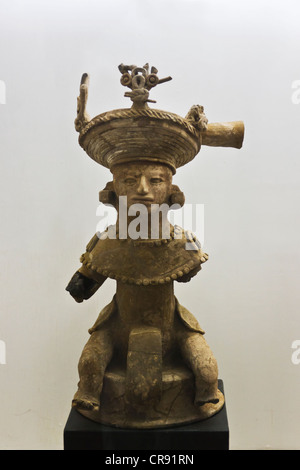 Geschnitzte Figur in Copan Ruinen, Maya Site von Copan, UNESCO-Weltkulturerbe, Honduras Stockfoto