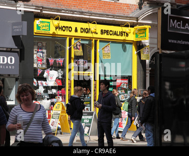 Ein Snappy Snaps Geschäft in London, England, Vereinigtes Königreich Stockfoto