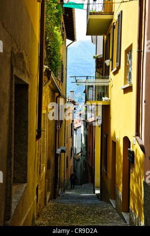 Bellagio, See überqueren, Hotels, Restaurants auf der Vorderseite zurück Straßen, Geschäfte, Blick auf den See, Gärten, Comer See, italienische Seen, Italien Stockfoto