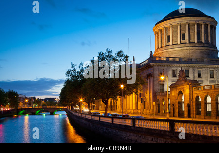 Das Four Courts in Dublin ist Haupt Gerichte der Republik Irland Gebäude Stockfoto