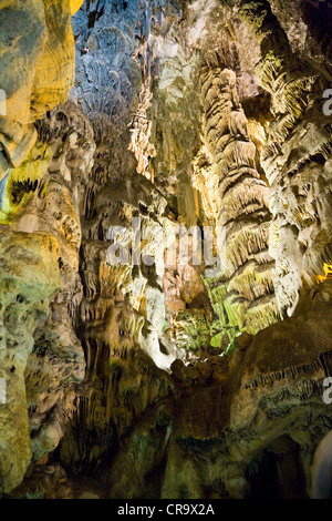 Rock-Formation / Formationen / Struktur / Strukturen in Saint Michaels Höhle / St. Michaels-Höhle in Gibraltar. Stockfoto