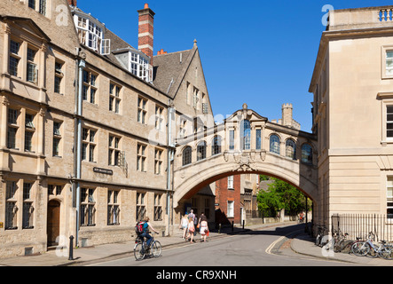 Die Seufzerbrücke oder die Hertford Bridge New College Lane Oxford Oxfordshire England GB Europa Stockfoto