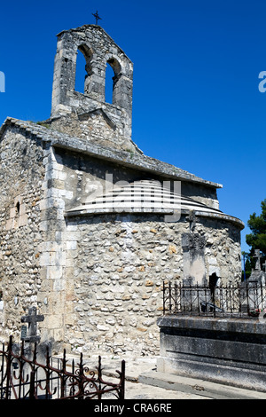 Frühe romanische Kapelle in der Provence: Sainte Croix des 9. Jahrhunderts Stockfoto