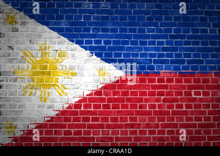 Ein Bild von der Philippinen-Flagge gemalt auf eine Mauer in innerstädtischer Lage Stockfoto