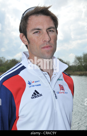 Mark Hunter MBE am Rudersee Redgrave-Pinsent, Themse, Reading, Vereinigtes Königreich. Stockfoto