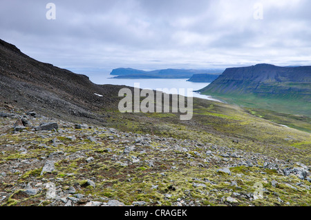 Bolungavík oder Bolungarvik Bay, Ostküste Hornstrandir, Westfjorde, Island, Europa Stockfoto