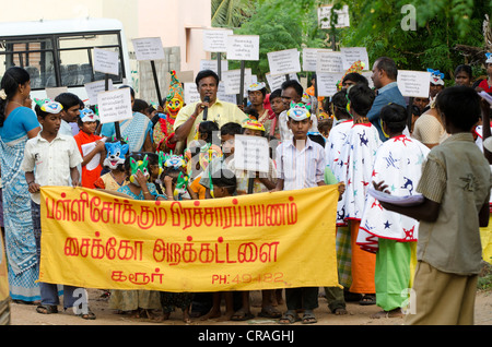 Demonstration gegen Kinderarbeit, Karur, Tamil Nadu, Südindien, Asien Stockfoto