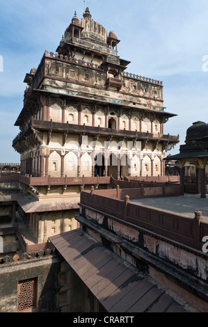 Palast des Bir Singh Deo, Datia, Madhya Pradesh, Nordindien, Indien, Asien Stockfoto