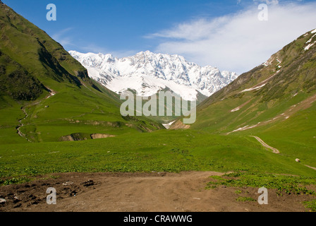 Berglandschaft, Ushguli, UNESCO World Heritage site, Swanetien Provinz Georgia, Nahost Stockfoto