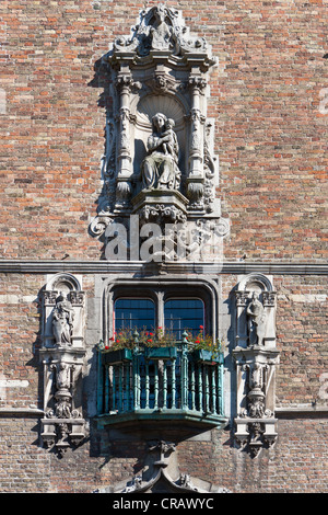 Zahlen über die Belfort Glockenturm oder Bell Tower, Grote Markt Marktplatz, Altstadt von Brügge Stockfoto