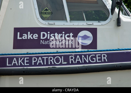 Nahaufnahme des See-Patrouille Ranger Boot am Lake Windermere, Lake District National Park, Cumbria, England UK Stockfoto