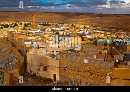 Blick auf das kleine Dorf Beni Isguen am UNESCO-World Heritage Site M' zab, Algerien, Afrika Stockfoto