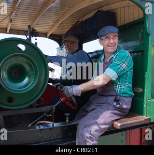 Dampf-Kundgebung am Chatham Dockyard.  Parade der Dampf-Lokomobile.  Chatham Kent England UK Stockfoto