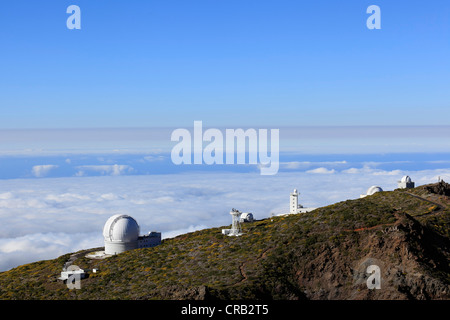 Roque de Los Muchachos Berg, Blick vom Gipfel des eine Wolkendecke, Sternwarte, Observatorio del Roque de Los Muchachos, ORM Stockfoto