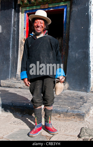 Freundlichen Pilger in Shigatse, Tashilhunpo Kloster, Tibet, Asien Stockfoto