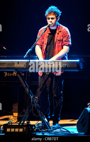 Britischer Sänger und Songwriter Mark Hole die live im Konzertsaal des KKL in Luzern, Schweiz, Europa Stockfoto