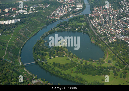 Luftaufnahme, See Max-Eyth-See, einen künstlichen See auf dem Neckar am Fuße der Weinberge zwischen Mühlhausen und Hofen Stockfoto