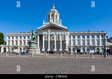 Place Royale, Kirche Saint-Jacques-Sur-Coudenberg und Statue von Godefroid de Bouillon, Brüssel, Brabant, Belgien Stockfoto