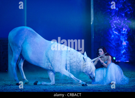 Als ein Einhorn, Magnifico, Pferdevorführung von André Heller, Weltpremiere am 08.02.2011, München, Bayern, Deutschland, Europa Stockfoto