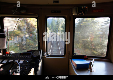 Im Inneren der Schmalspurbahn Les Brenets, Le Locle, Neuchatel, Schweiz, Europa Stockfoto