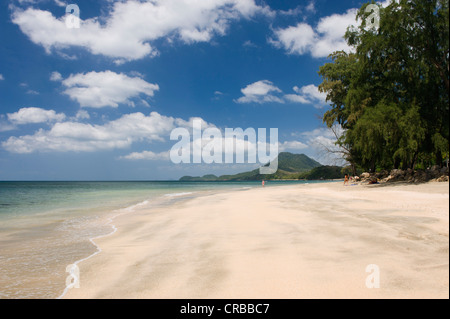 Sandy Beach, Golden Pearl Beach, Ko Jum oder Koh Pu Island, Krabi, Thailand, Südostasien Stockfoto