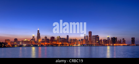 Skyline, Hochhäuser, Willis Tower, ehemals Sears Tower, 311 South Wacker, John Hancock Center, Aon Center Stockfoto