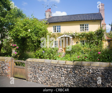 Rose Cottage Garten Mendlesham, Suffolk, England Stockfoto