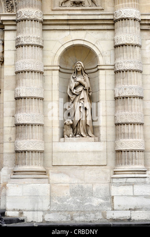 Statue neben dem Hauptportal der Pfarrei Kirche Saint-Etienne-du-Mont, Montagne Sainte-Geneviève, Paris, Frankreich, Europa Stockfoto