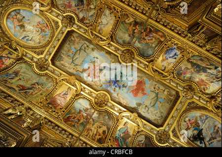 Interieur, Deckengemälde von Paul Baudry mit Motiven aus der Musik Geschichte, Grand Foyer, Opéra Garnier, Paris, Frankreich, Europa Stockfoto