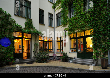 Shop, Hackeschen Hoefe Höfe, Bezirk Mitte, Berlin, Deutschland, Europa Stockfoto