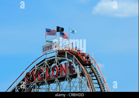 Coney Island Cyclone, Achterbahn, Astroland Park, Coney Island, New York, USA Stockfoto