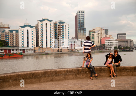 Jugendliche im Fort Santiago auf der Pasig River, Manila, Philippinen, Asien Stockfoto