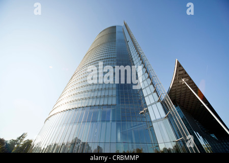 Der Post-Tower, Firmensitz der deutschen Logistik DHL in Bonn, Nordrhein-Westfalen, Deutschland, Europa Stockfoto