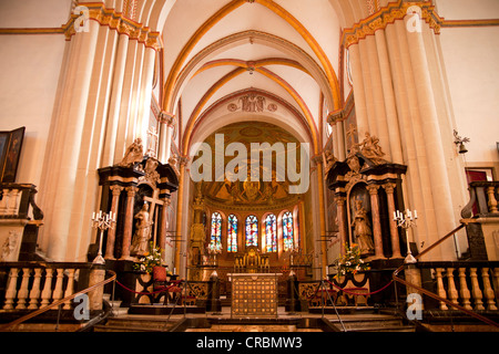 Innenansicht des Bonner Münster, Bonn, Nordrhein-Westfalen, Deutschland, Europa Stockfoto