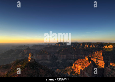 Blick vom Point Imperial in Richtung Mount Hayden und Alsap Butte, Coconimo Rand, Palisaden der Wüste, Cedar Mountain Stockfoto