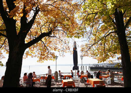 Biergarten Seehaus Schreyegg in Stegen am Ammersee See oder Ammersee, fünf-Seen-Region, Bayern, Oberbayern Stockfoto