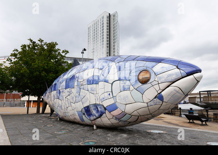 Skulptur große Fische, durch John Freundlichkeit, Donegall Kai, Belfast, Nordirland, Irland, Großbritannien, Europa, PublicGround Stockfoto