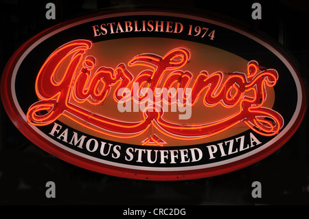 GIORDANO ES BERÜHMTE ITALIENISCHE PIZZERIA, CHICAGO, ILLINOIS Stockfoto