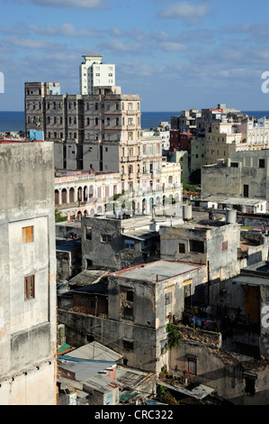 Blick über die Dächer der Stadt von Havana, Centro Habana, Cuba, große Antillen, Golf von Mexiko, Karibik Stockfoto