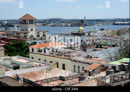 Hafen, Blick über die Dächer, die Altstadt von Havanna, Habana Vieja, Alt-Havanna, Kuba, große Antillen, Karibik Stockfoto