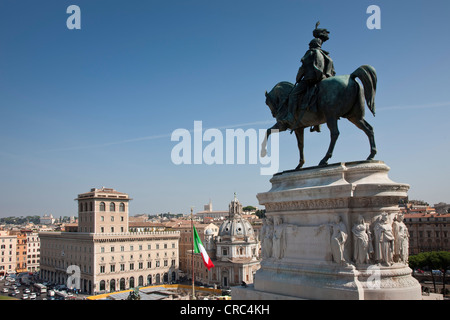 Reiterstandbild von Vittorio Emanuele II, Il Vittoriano Denkmal, Piazza Venezia, Rom, Italien, Europa Stockfoto