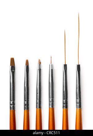 Satz von sechs professionellen Nail Art Pinsel isoliert auf weiss Stockfoto