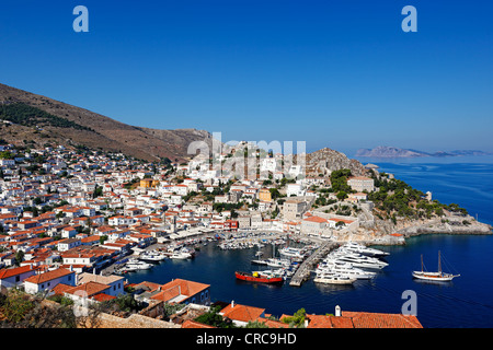 Hydra hat sicherlich den schönsten Hafen in Griechenland Stockfoto